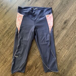 Under Armor Women’s Leggings XL Capri Compression Heatgear